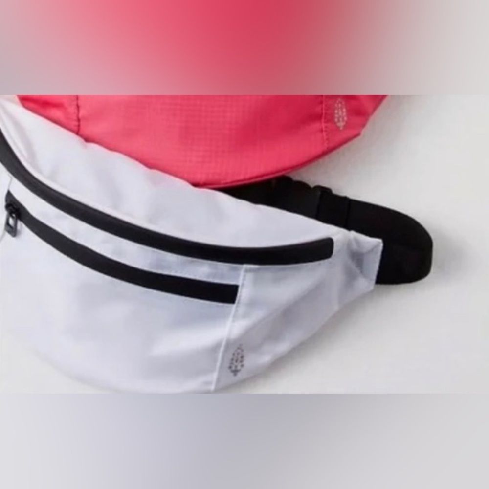 NWOT Free People Movement Ripstop Runner - Picture 4 of 5